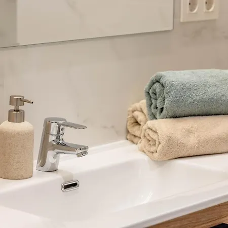 Exclusivo Alameda Principal 아파트